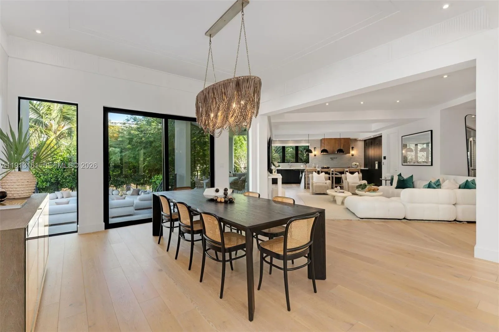 2801 Flamingo Dr, Miami Beach, Florida 33140, Miami Beach, Florida 33140, 9 Bedrooms Bedrooms, ,8 BathroomsBathrooms,Residential,For Sale,2801 Flamingo Dr, Miami Beach, Florida 33140,A11913161