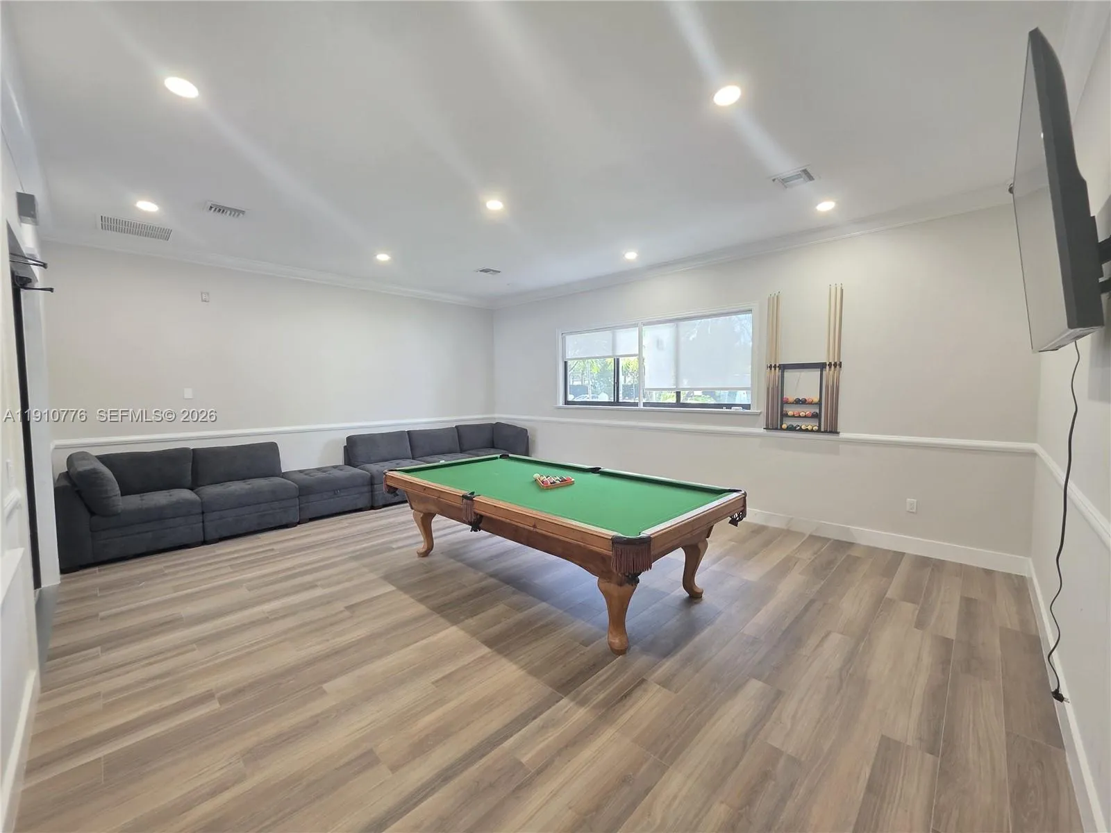 CLUBHOUSE BILLIARD ROOM