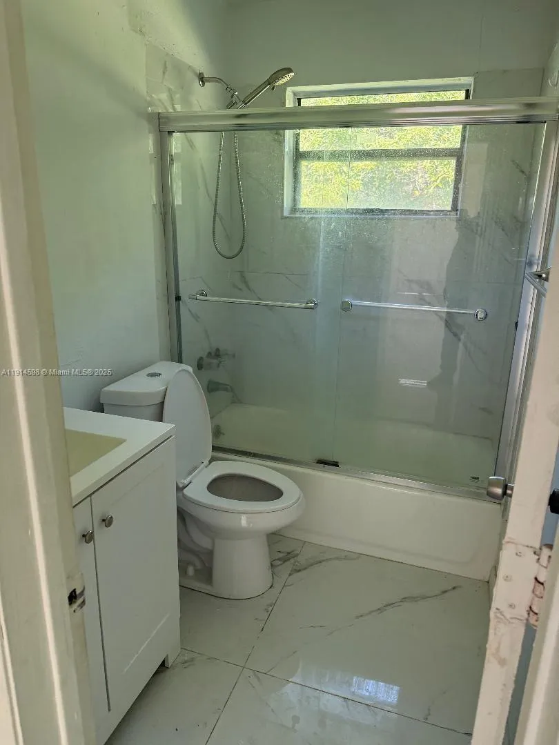 1371 Ne 150th St, Miami, Florida 33161, Miami, Florida 33161, ,Residential Income,For Sale,1371 Ne 150th St, Miami, Florida 33161,A11914598