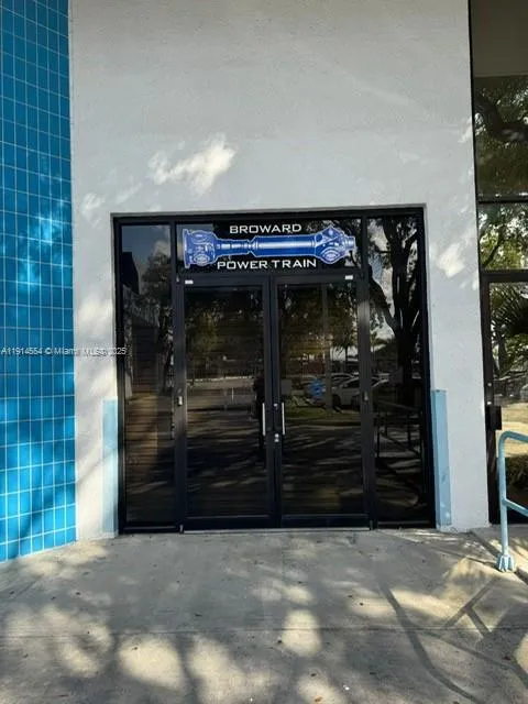 5300 Nw 12th Ave 6, Fort Lauderdale, Florida 33309, Fort Lauderdale, Florida 33309, ,Commercial Lease,For Rent,5300 Nw 12th Ave 6, Fort Lauderdale, Florida 33309,A11914554