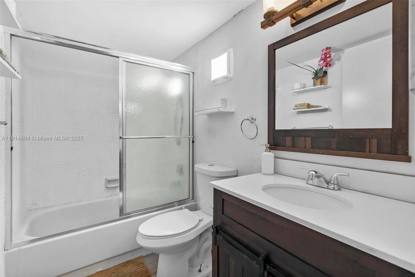3141 Nw 47th Ter 118, Lauderdale Lakes, Florida 33, Lauderdale Lakes, Florida 33319, 2 Bedrooms Bedrooms, ,2 BathroomsBathrooms,Residential,For Sale,3141 Nw 47th Ter 118, Lauderdale Lakes, Florida 33,A11914604