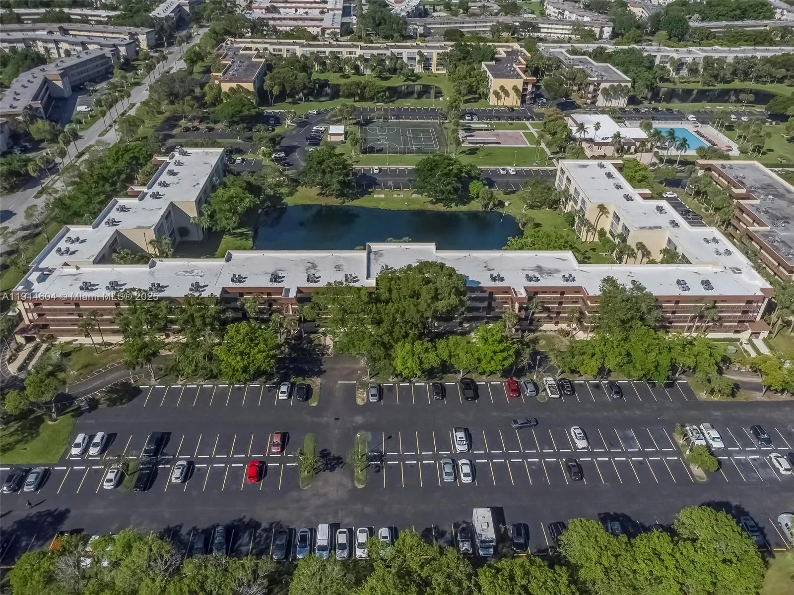 3141 Nw 47th Ter 118, Lauderdale Lakes, Florida 33, Lauderdale Lakes, Florida 33319, 2 Bedrooms Bedrooms, ,2 BathroomsBathrooms,Residential,For Sale,3141 Nw 47th Ter 118, Lauderdale Lakes, Florida 33,A11914604