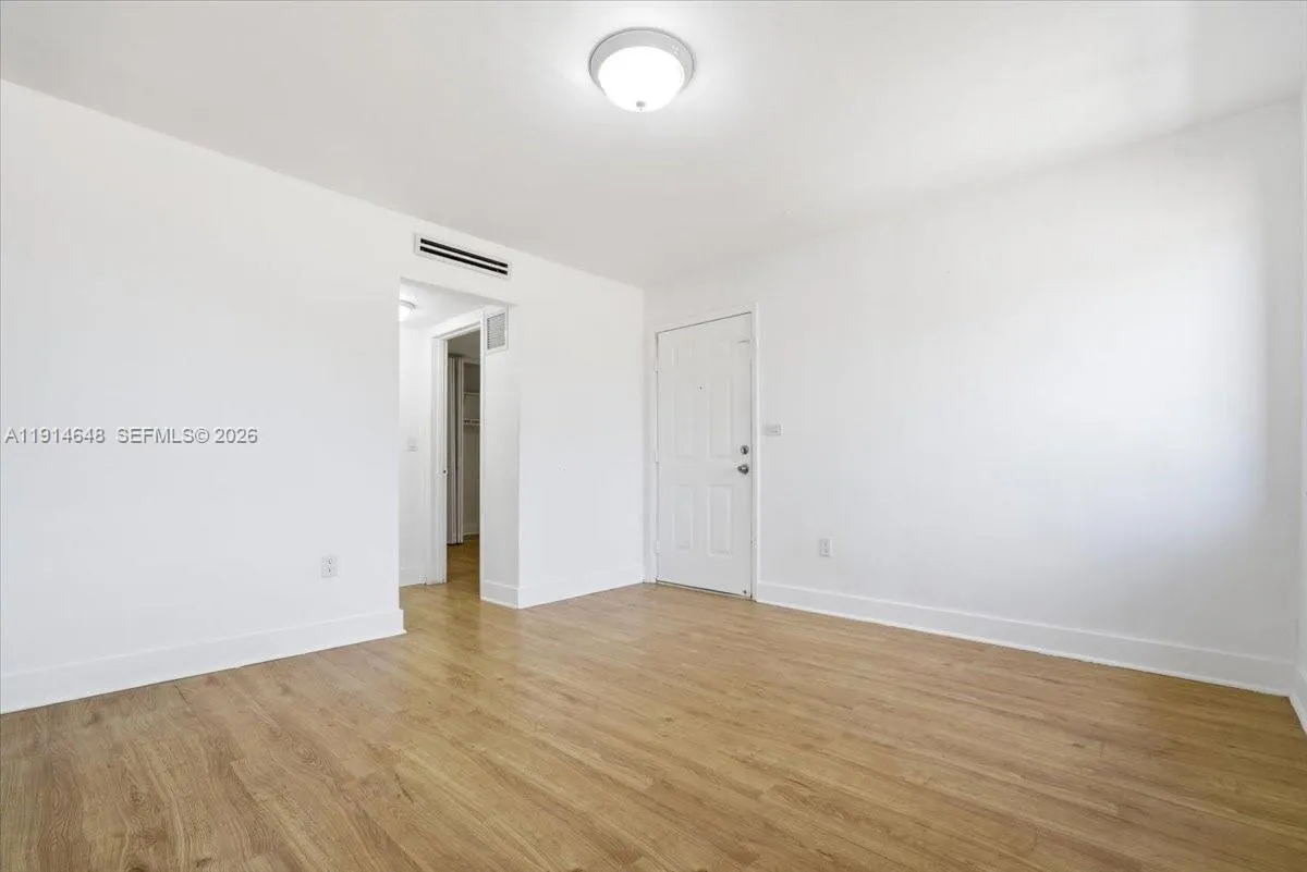 3520 Sw 25th St, Miami, Florida 33133, Miami, Florida 33133, ,Residential Income,For Sale,3520 Sw 25th St, Miami, Florida 33133,A11914648