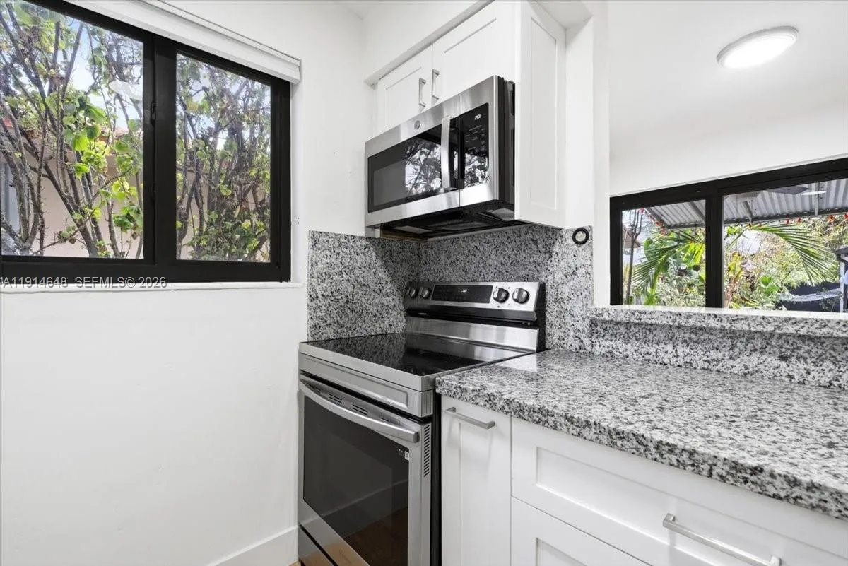 3520 Sw 25th St, Miami, Florida 33133, Miami, Florida 33133, ,Residential Income,For Sale,3520 Sw 25th St, Miami, Florida 33133,A11914648