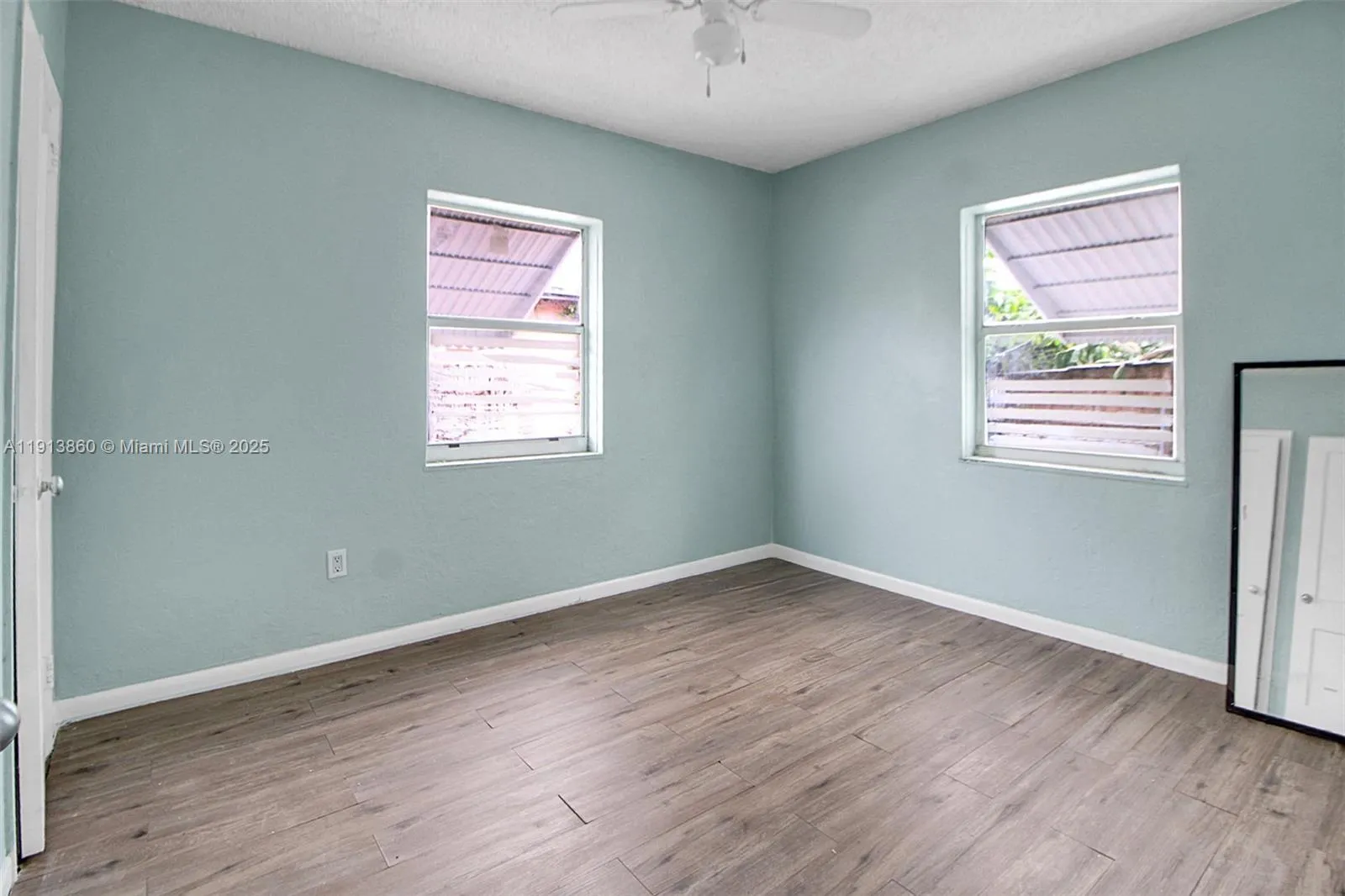 3462 Sw 27th St, Miami, Florida 33133, Miami, Florida 33133, ,Residential Income,For Sale,3462 Sw 27th St, Miami, Florida 33133,A11913860