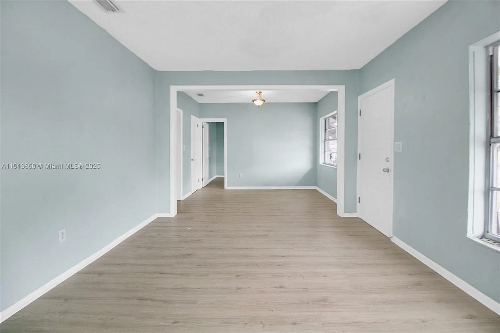 3462 Sw 27th St, Miami, Florida 33133, Miami, Florida 33133, ,Residential Income,For Sale,3462 Sw 27th St, Miami, Florida 33133,A11913860