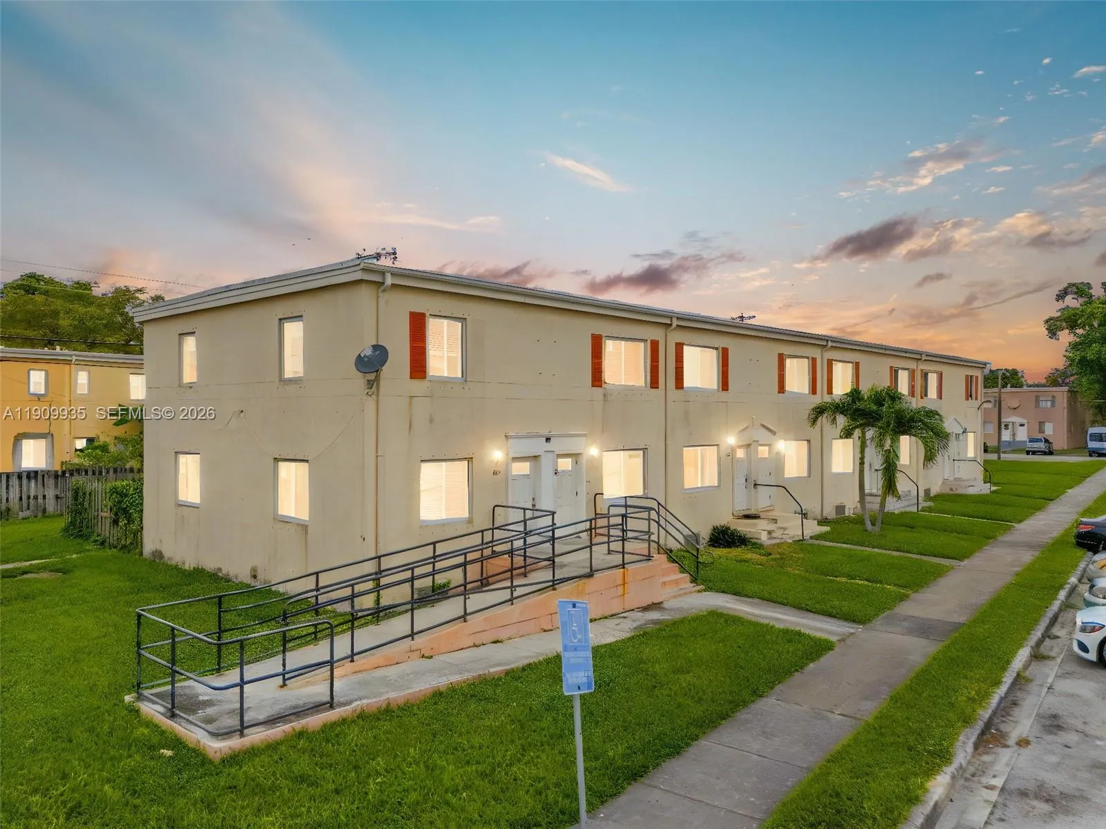 427 Nw 84th Ter 427, Miami, Florida 33150, Miami, Florida 33150, 2 Bedrooms Bedrooms, ,1 BathroomBathrooms,Residential,For Sale,427 Nw 84th Ter 427, Miami, Florida 33150,A11909935