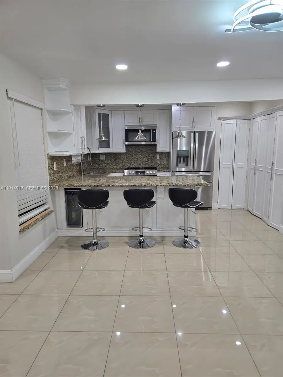 6395 Sw 136th Ct 110k, Miami, Florida 33183, Miami, Florida 33183, 2 Bedrooms Bedrooms, ,2 BathroomsBathrooms,Residential Lease,For Rent,6395 Sw 136th Ct 110k, Miami, Florida 33183,A11914917