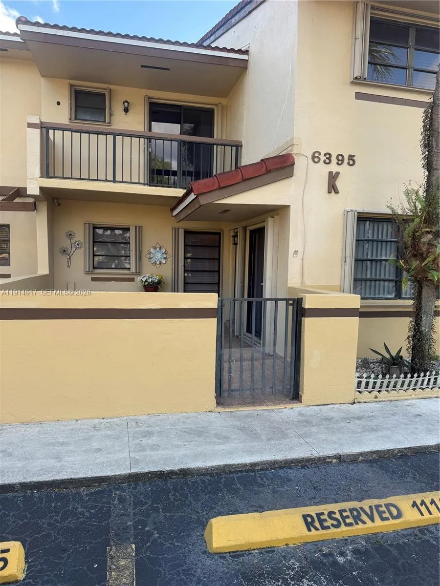6395 Sw 136th Ct 110k, Miami, Florida 33183, Miami, Florida 33183, 2 Bedrooms Bedrooms, ,2 BathroomsBathrooms,Residential Lease,For Rent,6395 Sw 136th Ct 110k, Miami, Florida 33183,A11914917