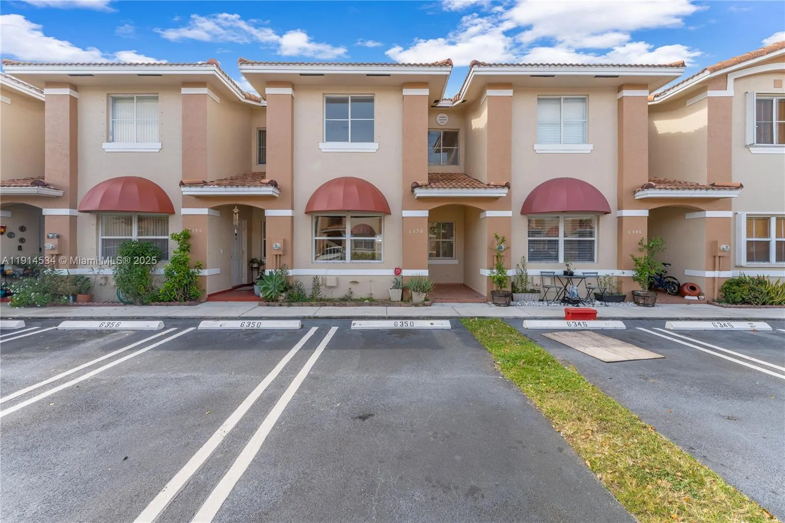 6350 Sw 139th Ave, Miami, Florida 33183, Miami, Florida 33183, 3 Bedrooms Bedrooms, ,2 BathroomsBathrooms,Residential,For Sale,6350 Sw 139th Ave, Miami, Florida 33183,A11914534