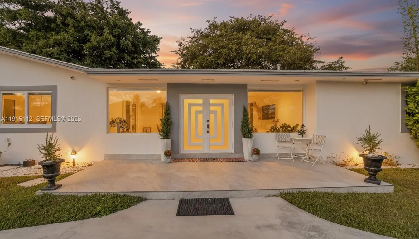 12601 Sw 204th St, Miami, Florida 33177, Miami, Florida 33177, 5 Bedrooms Bedrooms, ,3 BathroomsBathrooms,Residential,For Sale,12601 Sw 204th St, Miami, Florida 33177,A11915112