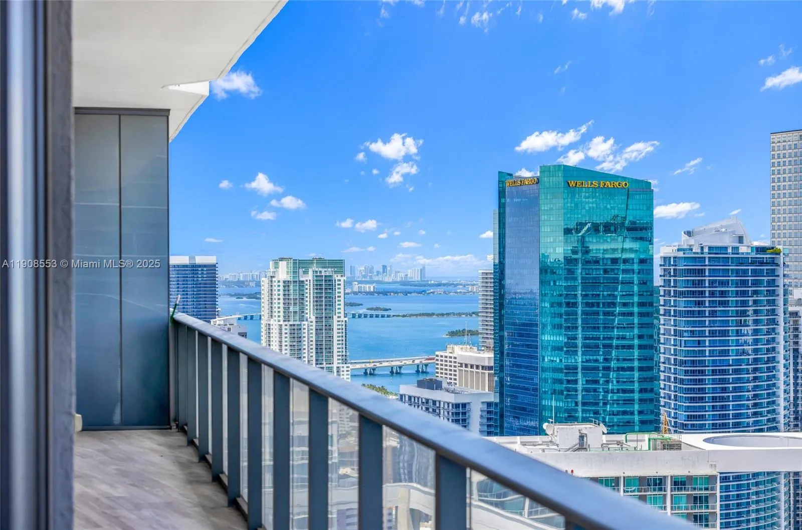 801 S Miami Ave 5204, Miami, Florida 33130, Miami, Florida 33130, 3 Bedrooms Bedrooms, ,3 BathroomsBathrooms,Residential Lease,For Rent,801 S Miami Ave 5204, Miami, Florida 33130,A11908553
