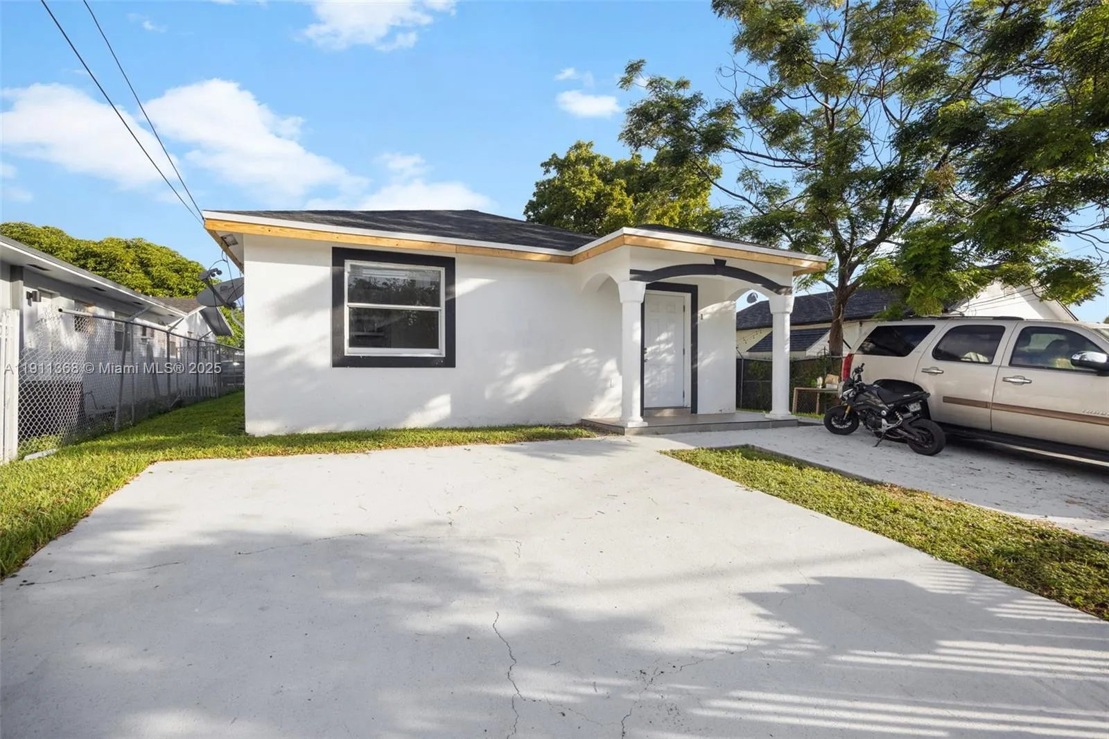Miami, Florida 33142, ,Residential Income,For Sale,A11911368