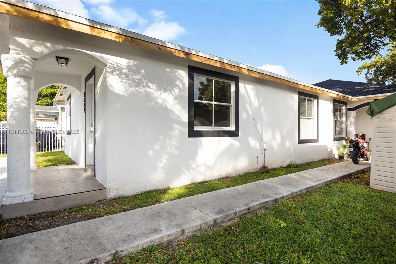 Miami, Florida 33142, ,Residential Income,For Sale,A11911368