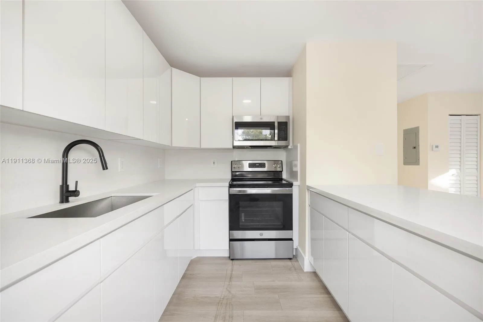 Miami, Florida 33142, ,Residential Income,For Sale,A11911368