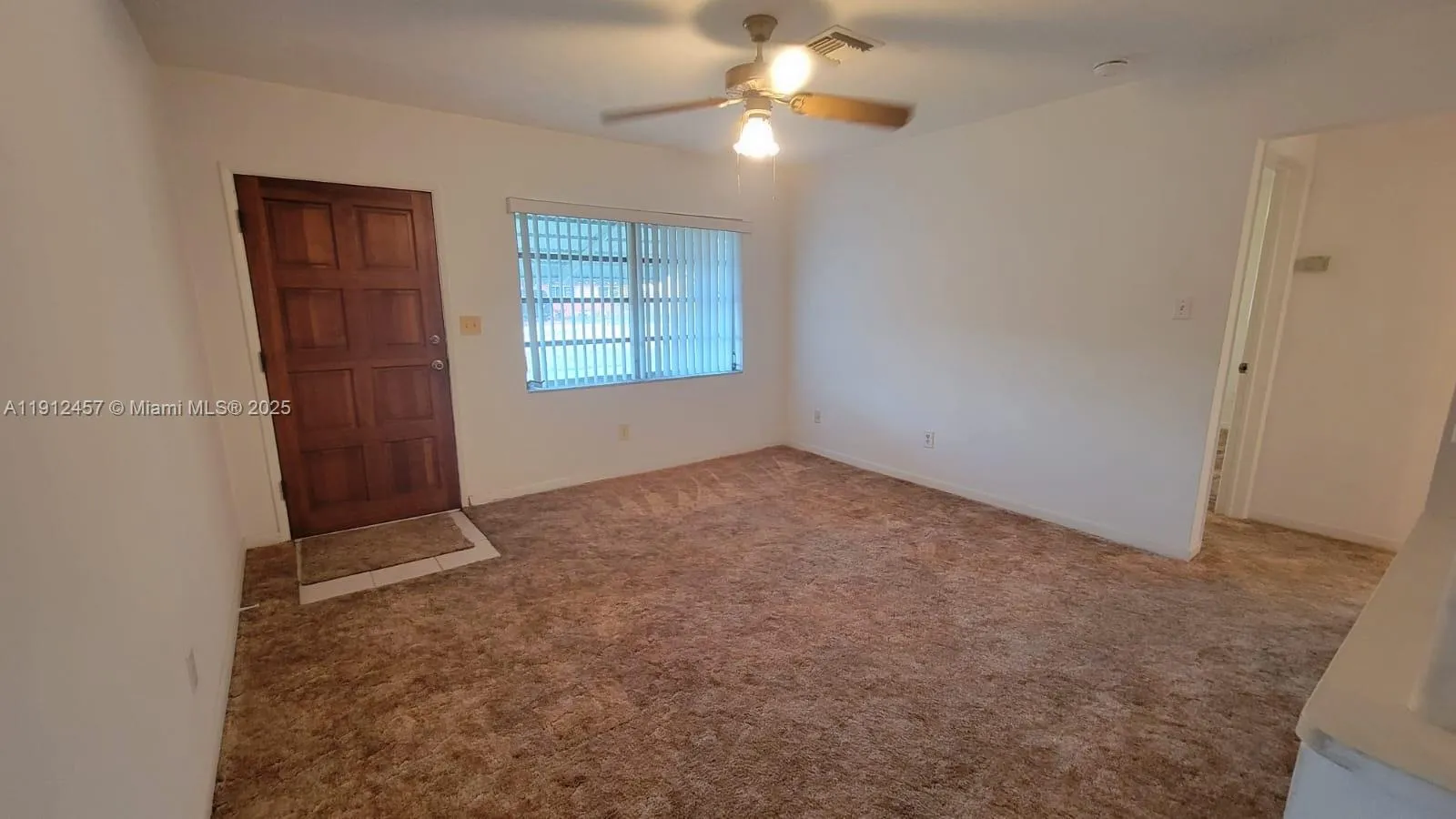 6340 Washington St, Hollywood, Florida 33023, Hollywood, Florida 33023, 2 Bedrooms Bedrooms, ,1 BathroomBathrooms,Residential,For Sale,6340 Washington St, Hollywood, Florida 33023,A11912457