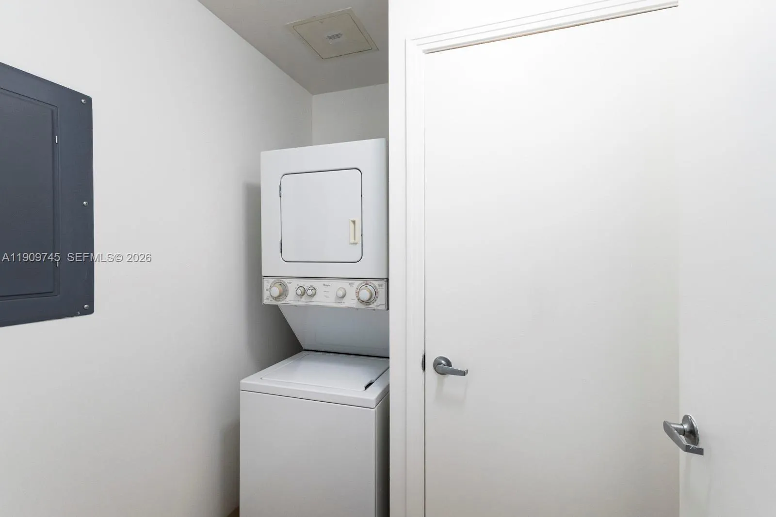 9055 Sw 73rd Ct 707, Miami, Florida 33156, Miami, Florida 33156, 1 Bedroom Bedrooms, ,1 BathroomBathrooms,Residential,For Sale,9055 Sw 73rd Ct 707, Miami, Florida 33156,A11909745