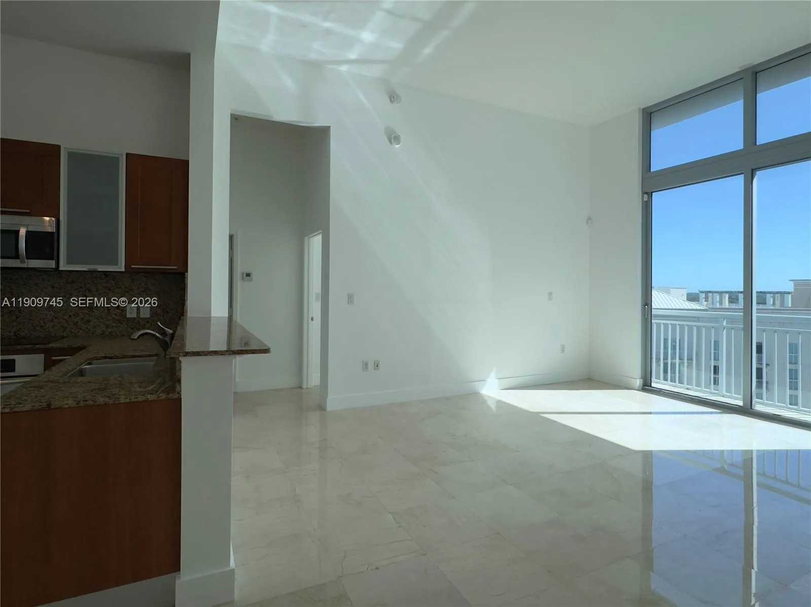 9055 Sw 73rd Ct 707, Miami, Florida 33156, Miami, Florida 33156, 1 Bedroom Bedrooms, ,1 BathroomBathrooms,Residential,For Sale,9055 Sw 73rd Ct 707, Miami, Florida 33156,A11909745