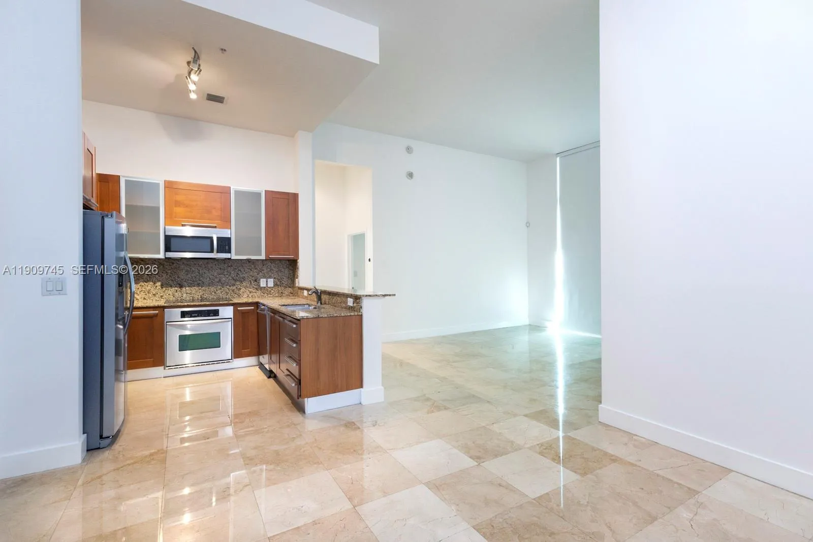 9055 Sw 73rd Ct 707, Miami, Florida 33156, Miami, Florida 33156, 1 Bedroom Bedrooms, ,1 BathroomBathrooms,Residential,For Sale,9055 Sw 73rd Ct 707, Miami, Florida 33156,A11909745
