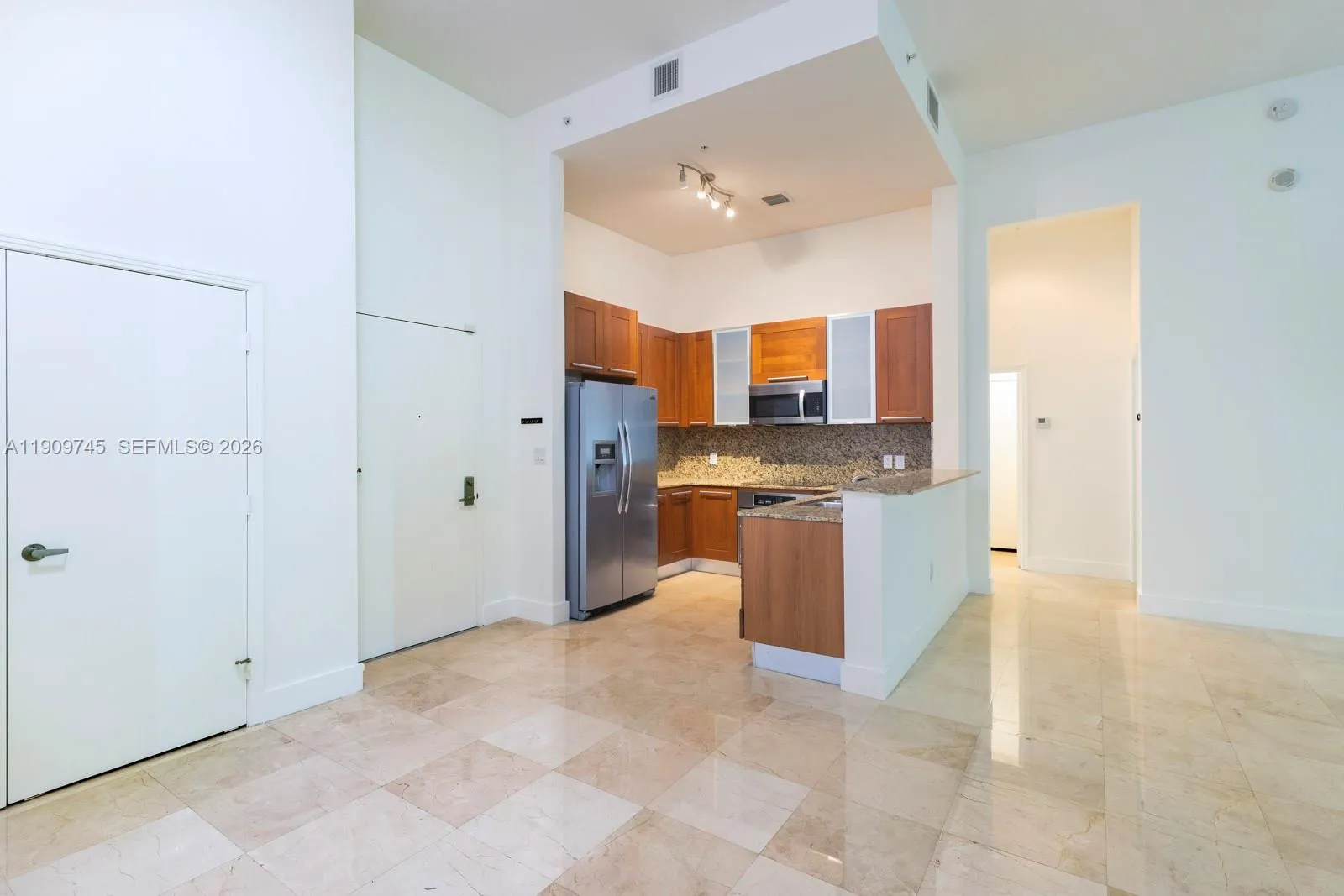 9055 Sw 73rd Ct 707, Miami, Florida 33156, Miami, Florida 33156, 1 Bedroom Bedrooms, ,1 BathroomBathrooms,Residential,For Sale,9055 Sw 73rd Ct 707, Miami, Florida 33156,A11909745