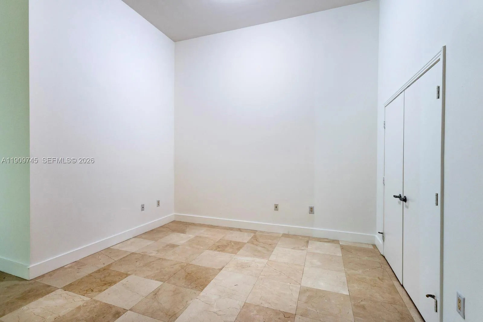 9055 Sw 73rd Ct 707, Miami, Florida 33156, Miami, Florida 33156, 1 Bedroom Bedrooms, ,1 BathroomBathrooms,Residential,For Sale,9055 Sw 73rd Ct 707, Miami, Florida 33156,A11909745