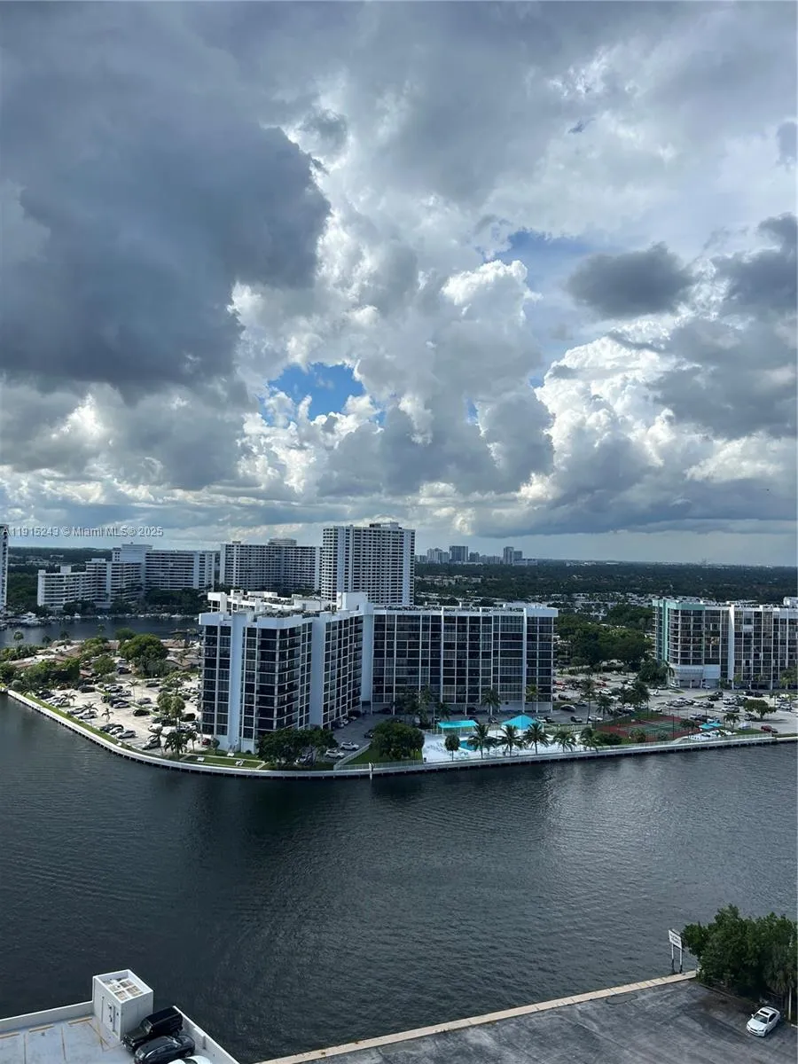 3800 S Ocean Dr 1823, Hollywood, Florida 33019, Hollywood, Florida 33019, 2 Bedrooms Bedrooms, ,3 BathroomsBathrooms,Residential,For Sale,3800 S Ocean Dr 1823, Hollywood, Florida 33019,A11915243
