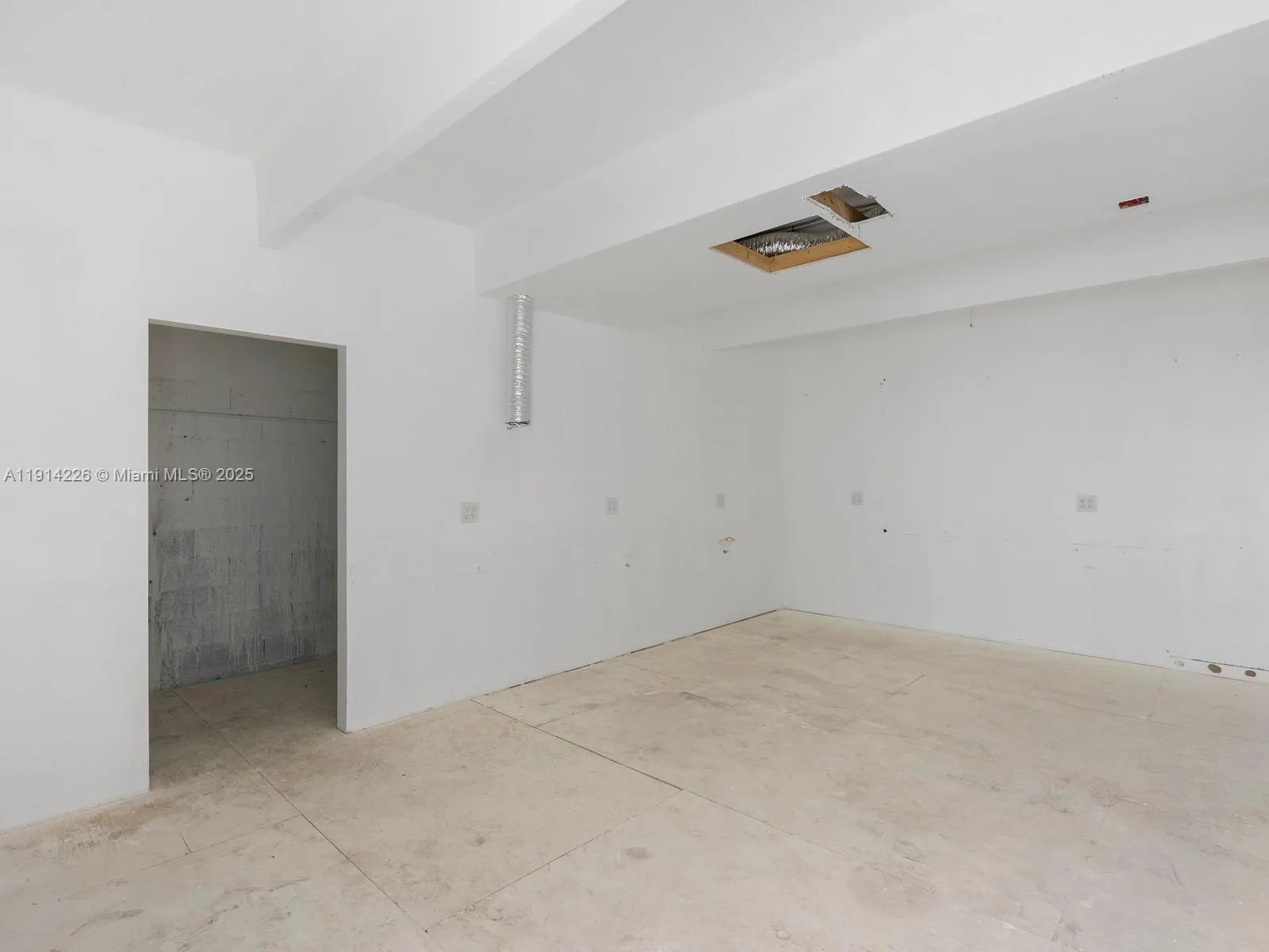 17535 Nw 2nd Ave 108-109, Miami Gardens, Florida 3, Miami Gardens, Florida 33169, ,Commercial Sale,For Sale,17535 Nw 2nd Ave 108-109, Miami Gardens, Florida 3,A11914226