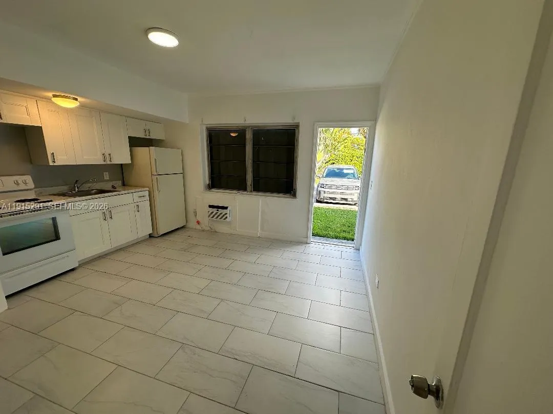 1293 Ne 109th St 3, Miami, Florida 33161, Miami, Florida 33161, ,1 BathroomBathrooms,Residential Lease,For Rent,1293 Ne 109th St 3, Miami, Florida 33161,A11915291