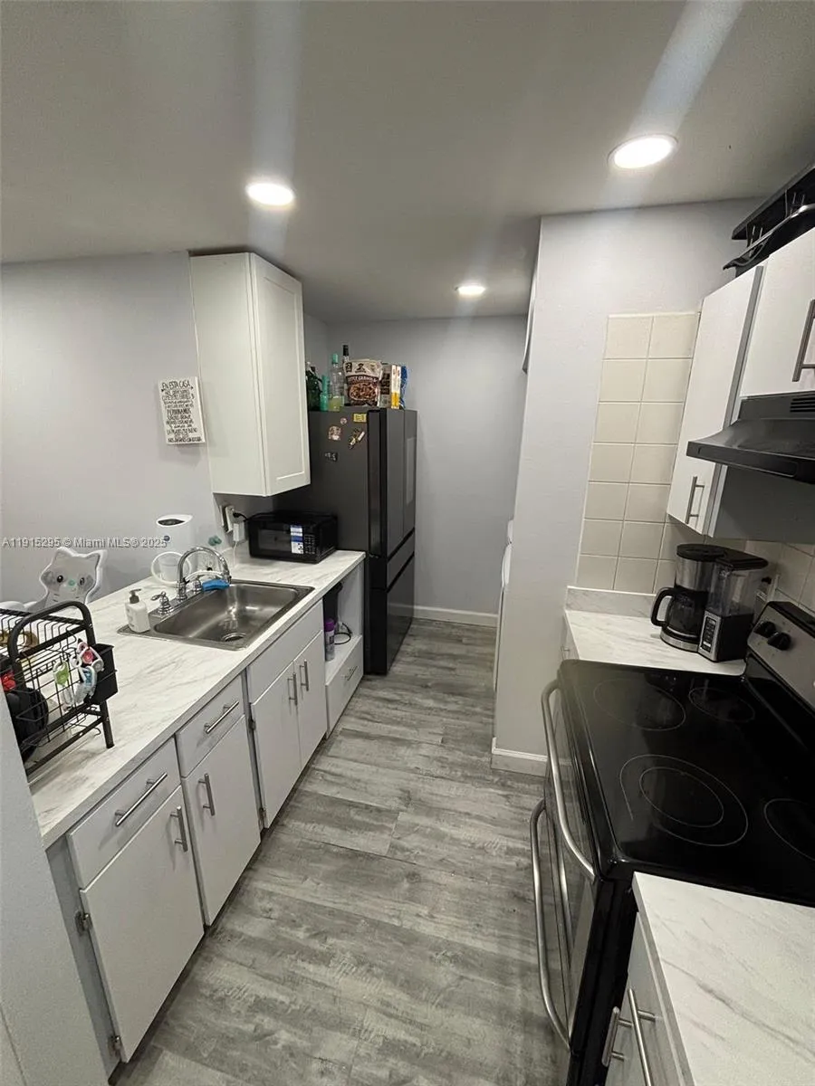 9712 Hammocks Blvd 201-30, Miami, Florida 33196, Miami, Florida 33196, 3 Bedrooms Bedrooms, ,2 BathroomsBathrooms,Residential Lease,For Rent,9712 Hammocks Blvd 201-30, Miami, Florida 33196,A11915295