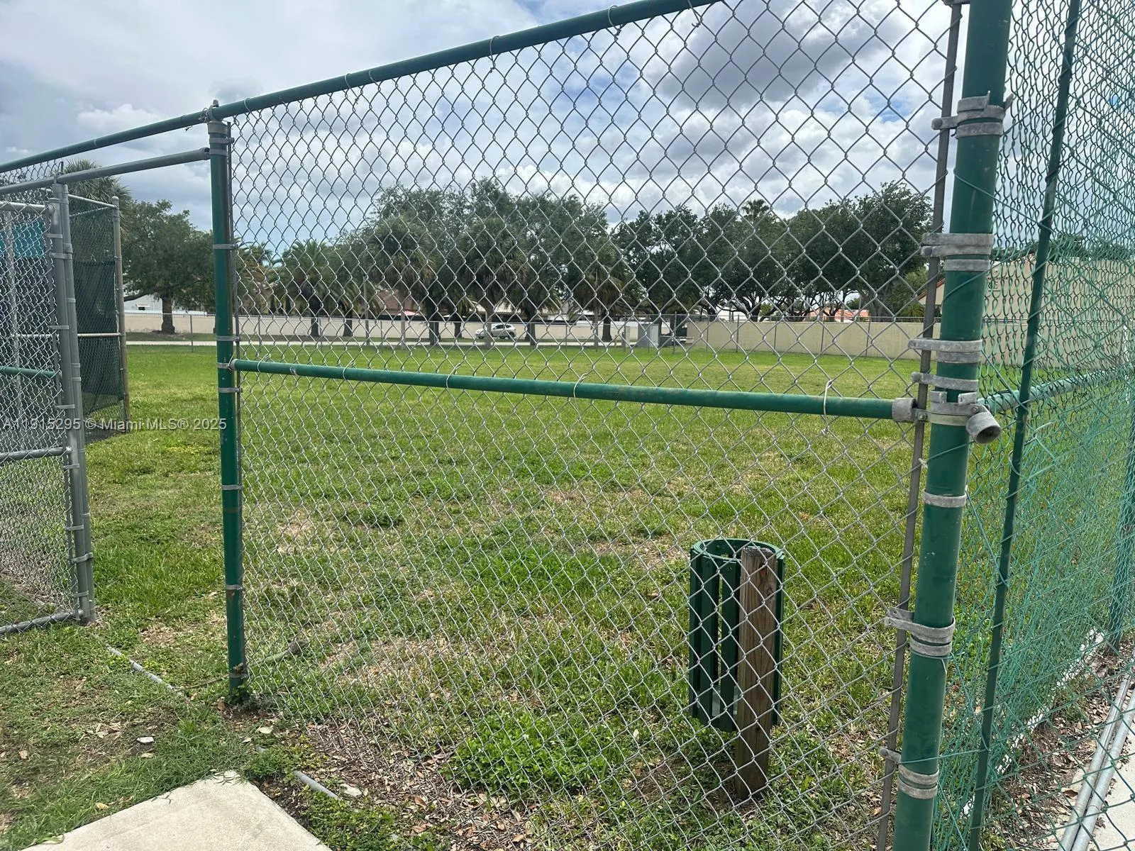 9712 Hammocks Blvd 201-30, Miami, Florida 33196, Miami, Florida 33196, 3 Bedrooms Bedrooms, ,2 BathroomsBathrooms,Residential Lease,For Rent,9712 Hammocks Blvd 201-30, Miami, Florida 33196,A11915295