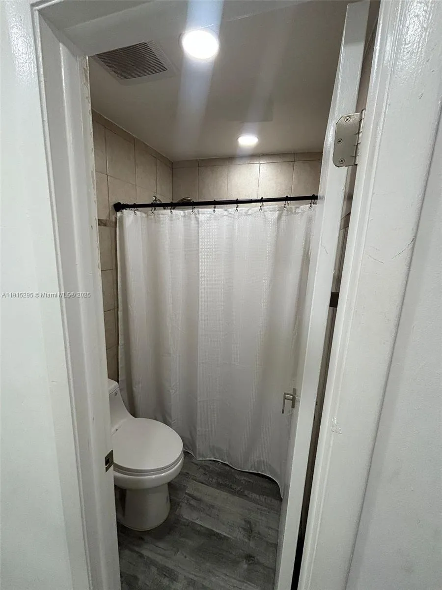 9712 Hammocks Blvd 201-30, Miami, Florida 33196, Miami, Florida 33196, 3 Bedrooms Bedrooms, ,2 BathroomsBathrooms,Residential Lease,For Rent,9712 Hammocks Blvd 201-30, Miami, Florida 33196,A11915295