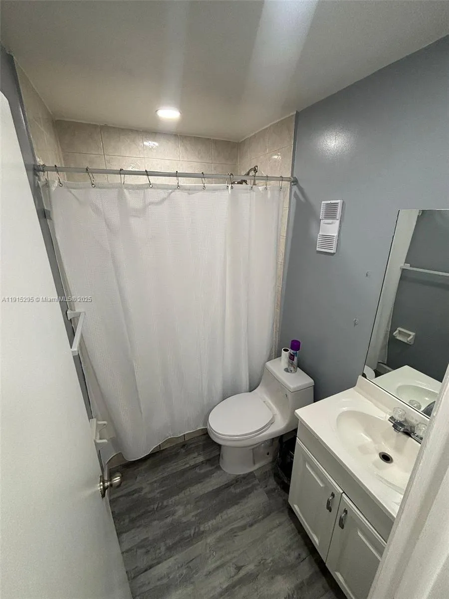 9712 Hammocks Blvd 201-30, Miami, Florida 33196, Miami, Florida 33196, 3 Bedrooms Bedrooms, ,2 BathroomsBathrooms,Residential Lease,For Rent,9712 Hammocks Blvd 201-30, Miami, Florida 33196,A11915295