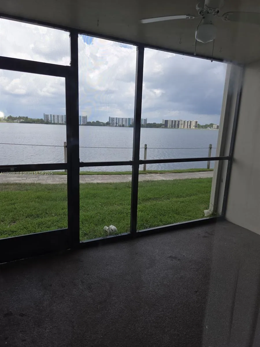 117 Lake Emerald Dr 108, Oakland Park, Florida 333, Oakland Park, Florida 33309, 2 Bedrooms Bedrooms, ,2 BathroomsBathrooms,Residential,For Sale,117 Lake Emerald Dr 108, Oakland Park, Florida 333,A11900816