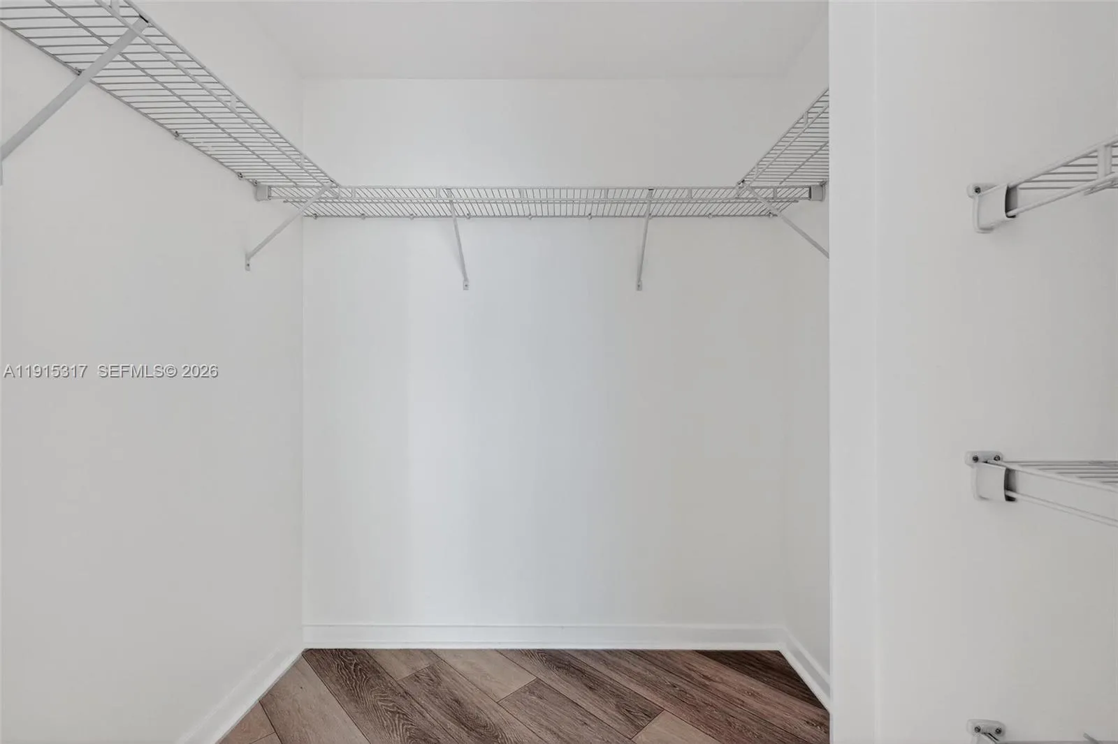 300 S Biscayne Blvd T-2407, Miami, Florida 33131, Miami, Florida 33131, 1 Bedroom Bedrooms, ,1 BathroomBathrooms,Residential,For Sale,300 S Biscayne Blvd T-2407, Miami, Florida 33131,A11915317