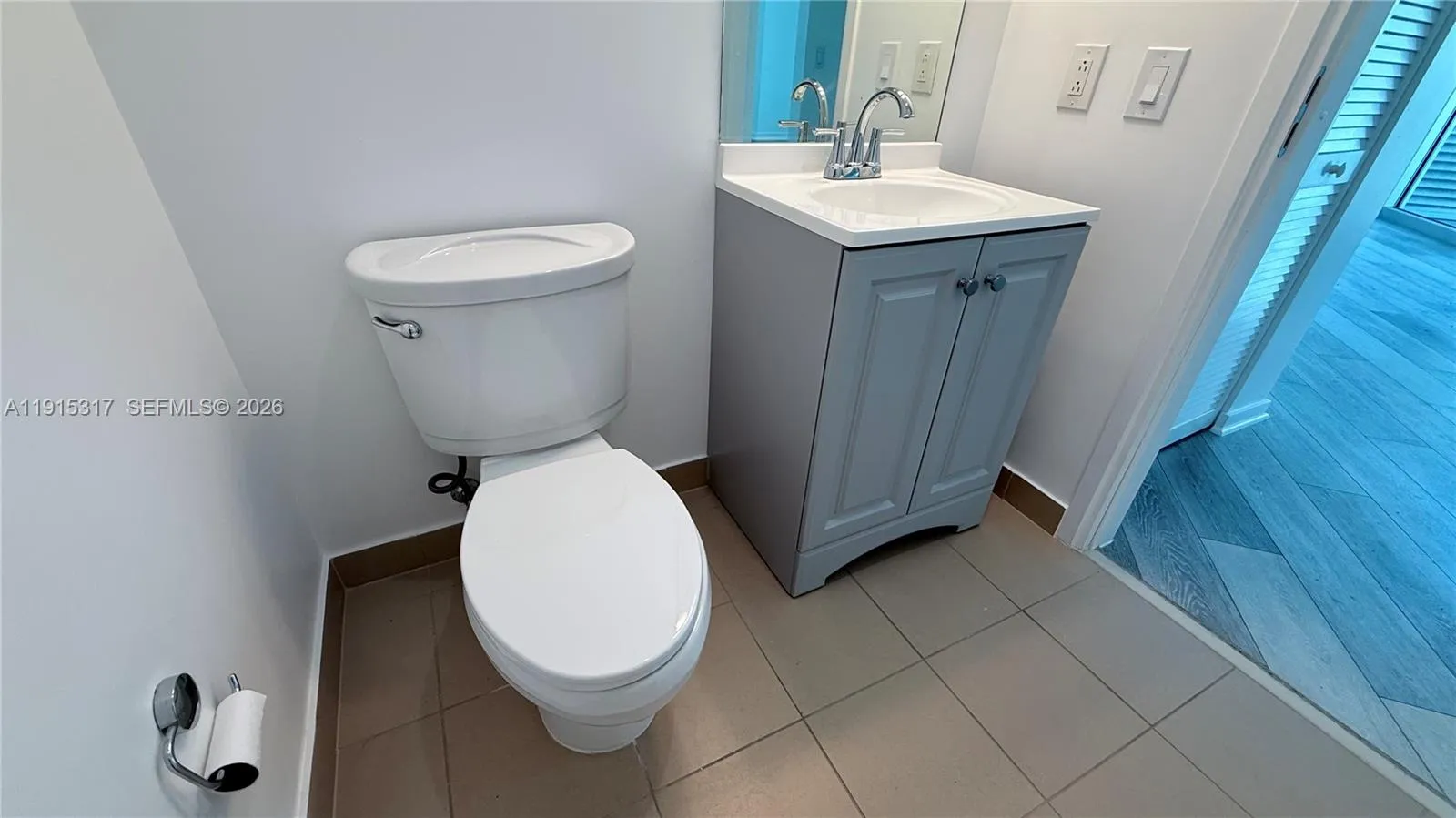 300 S Biscayne Blvd T-2407, Miami, Florida 33131, Miami, Florida 33131, 1 Bedroom Bedrooms, ,1 BathroomBathrooms,Residential,For Sale,300 S Biscayne Blvd T-2407, Miami, Florida 33131,A11915317