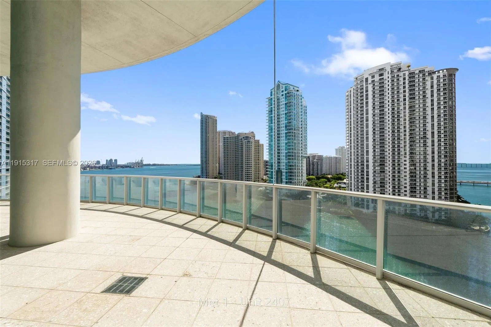 300 S Biscayne Blvd T-2407, Miami, Florida 33131, Miami, Florida 33131, 1 Bedroom Bedrooms, ,1 BathroomBathrooms,Residential,For Sale,300 S Biscayne Blvd T-2407, Miami, Florida 33131,A11915317