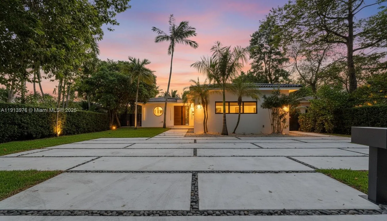 550 S Shore Dr, Miami Beach, Florida 33141, Miami Beach, Florida 33141, 4 Bedrooms Bedrooms, ,4 BathroomsBathrooms,Residential,For Sale,550 S Shore Dr, Miami Beach, Florida 33141,A11913976 550 S Shore Dr, Miami Beach, Florida 33141, Miami Beach, Florida 33141, 4 Bedrooms Bedrooms, ,4 BathroomsBathrooms,Residential,For Sale,550 S Shore Dr, Miami Beach, Florida 33141,A11913976