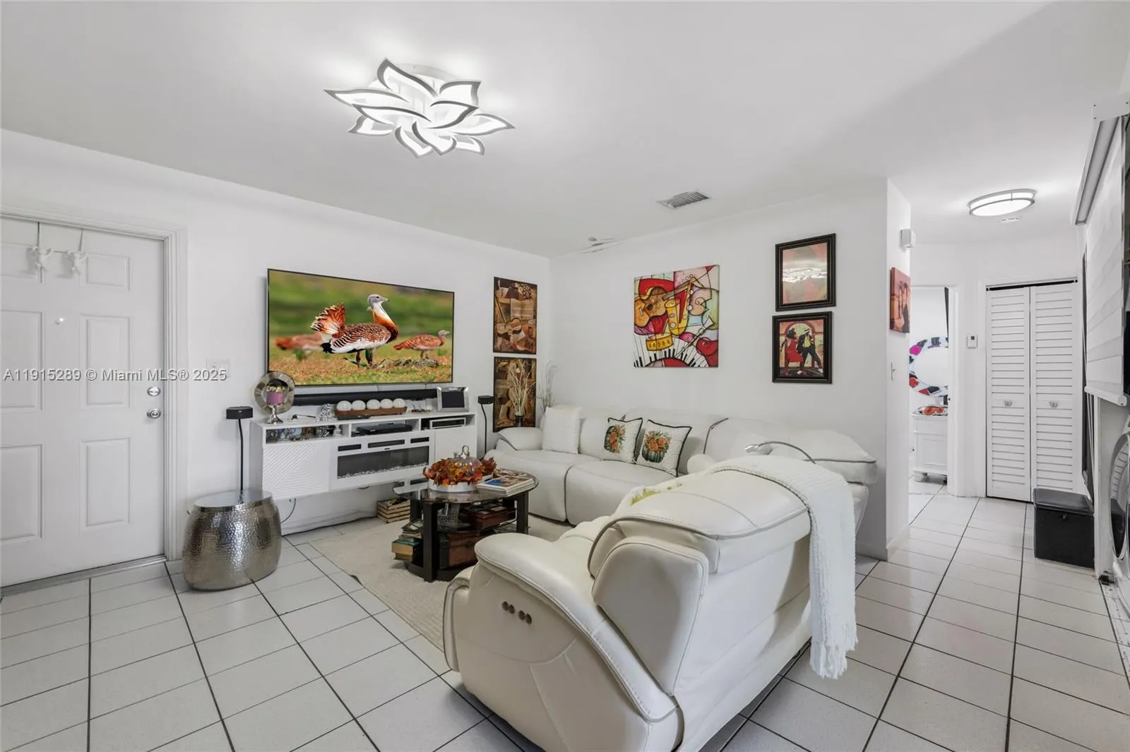 3631 Sw 27th St, Miami, Florida 33133, Miami, Florida 33133, ,Residential Income,For Sale,3631 Sw 27th St, Miami, Florida 33133,A11915289