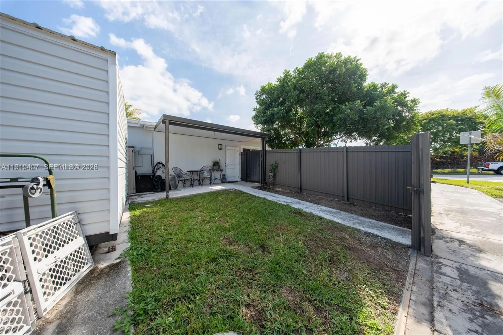 10431 Sw 93rd St, Miami, Florida 33176, Miami, Florida 33176, 4 Bedrooms Bedrooms, ,3 BathroomsBathrooms,Residential,For Sale,10431 Sw 93rd St, Miami, Florida 33176,A11915457
