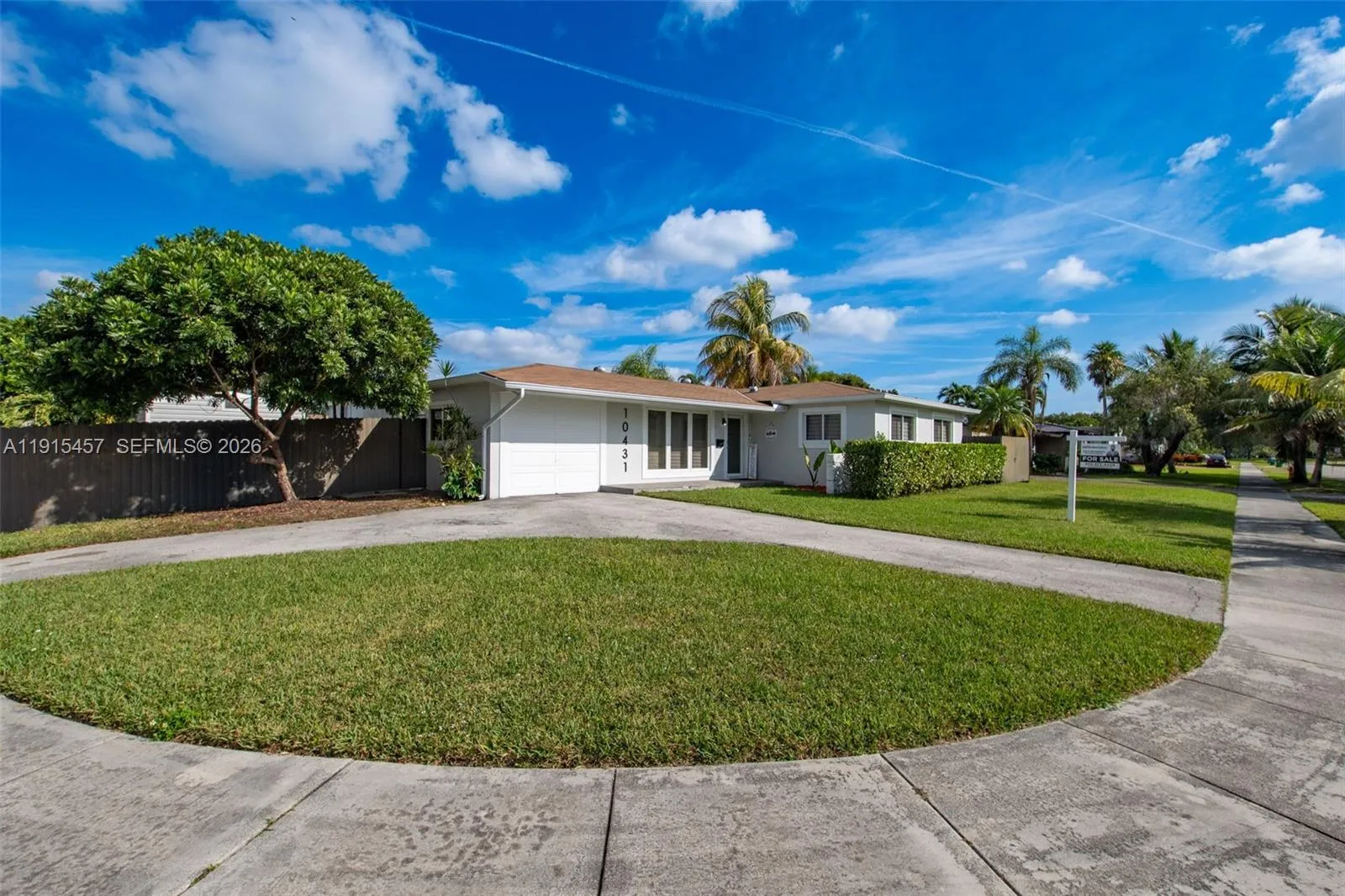 10431 Sw 93rd St, Miami, Florida 33176, Miami, Florida 33176, 4 Bedrooms Bedrooms, ,3 BathroomsBathrooms,Residential,For Sale,10431 Sw 93rd St, Miami, Florida 33176,A11915457