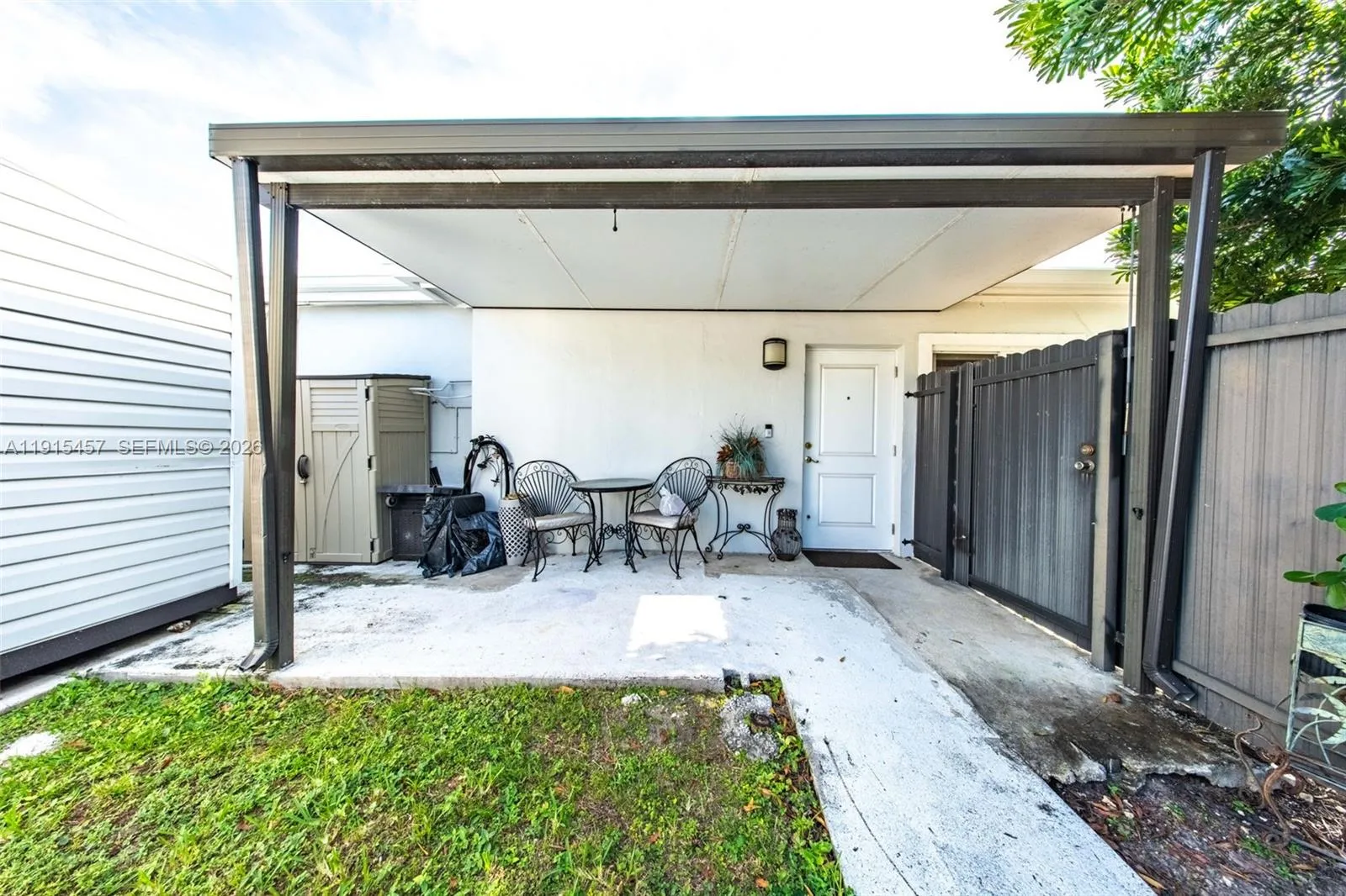 10431 Sw 93rd St, Miami, Florida 33176, Miami, Florida 33176, 4 Bedrooms Bedrooms, ,3 BathroomsBathrooms,Residential,For Sale,10431 Sw 93rd St, Miami, Florida 33176,A11915457