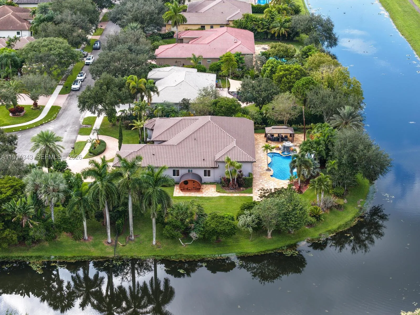 12995 Sw 40th St, Davie, Florida 33330, Davie, Florida 33330, 5 Bedrooms Bedrooms, ,4 BathroomsBathrooms,Residential,For Sale,12995 Sw 40th St, Davie, Florida 33330,A11914343