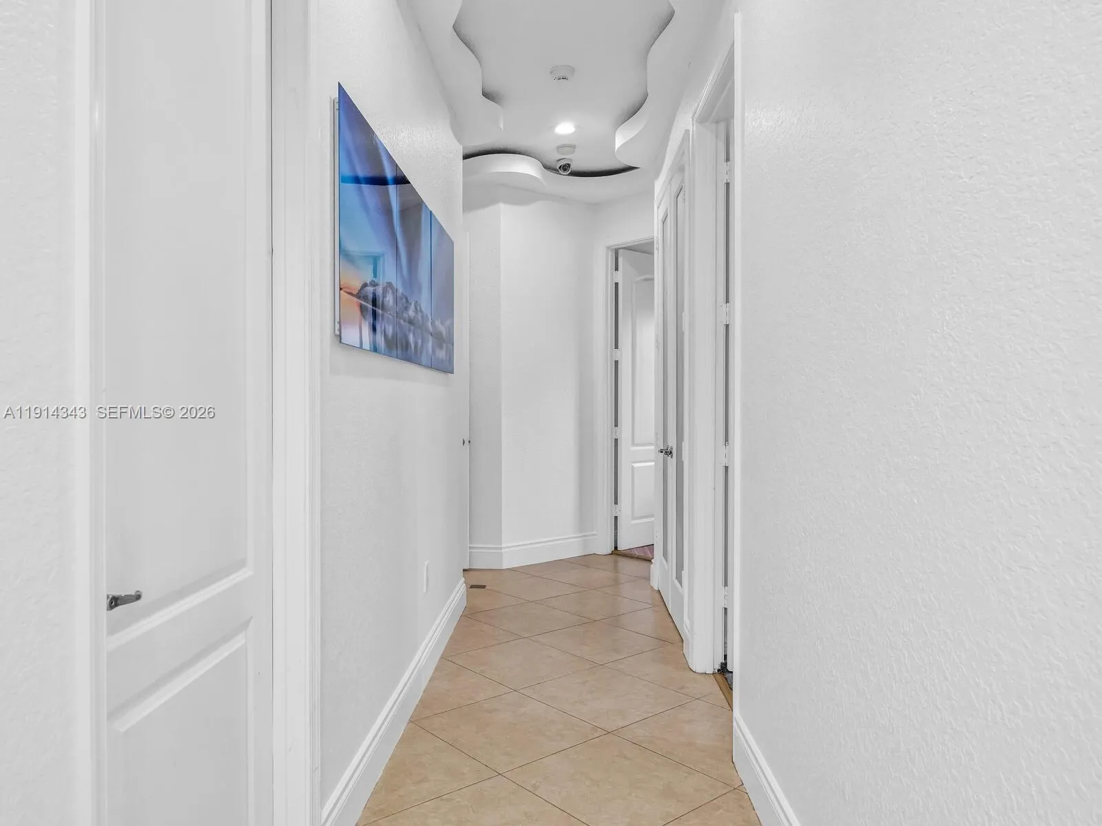 Hallway to the right wing where the secondary bedrooms are situated