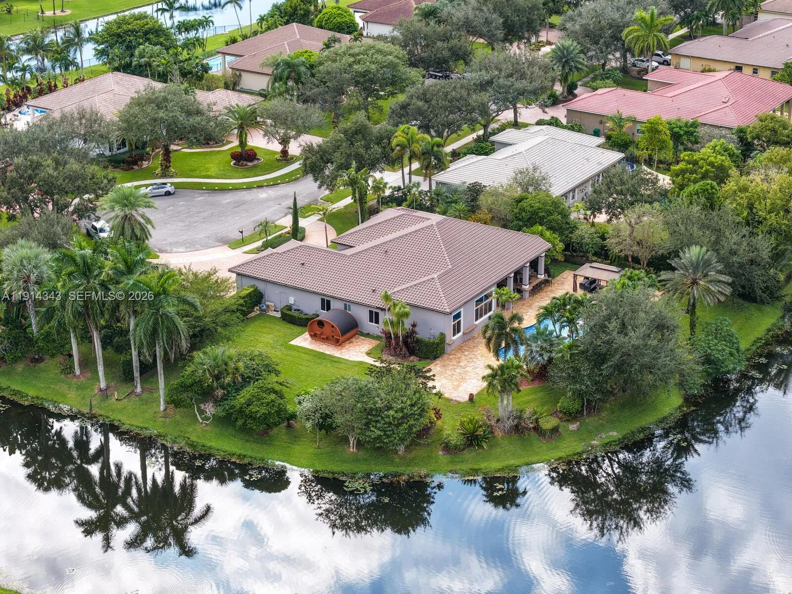 12995 Sw 40th St, Davie, Florida 33330, Davie, Florida 33330, 5 Bedrooms Bedrooms, ,4 BathroomsBathrooms,Residential,For Sale,12995 Sw 40th St, Davie, Florida 33330,A11914343