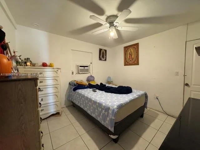 Unit B1 - Bedroom