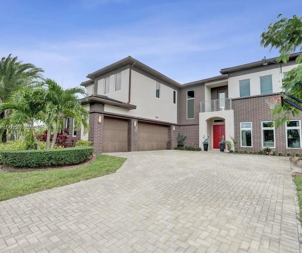 Davie, Florida 33314, 5 Bedrooms Bedrooms, ,5 BathroomsBathrooms,Residential Lease,For Rent,A11914585