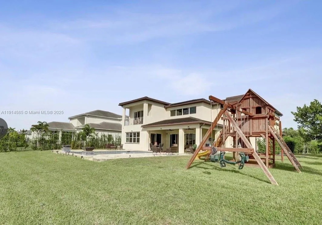 Davie, Florida 33314, 5 Bedrooms Bedrooms, ,5 BathroomsBathrooms,Residential Lease,For Rent,A11914585