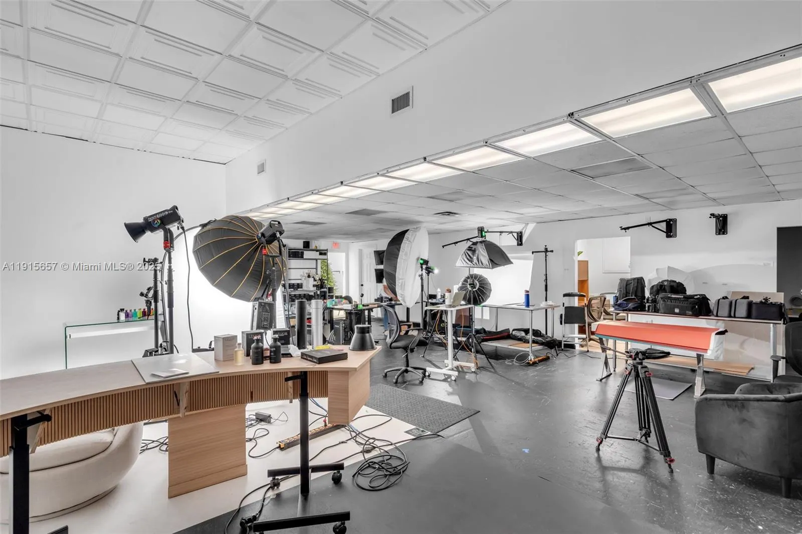 1226 Nw 23rd Ave, Fort Lauderdale, Florida 33311, Fort Lauderdale, Florida 33311, ,Commercial Lease,For Rent,1226 Nw 23rd Ave, Fort Lauderdale, Florida 33311,A11915657