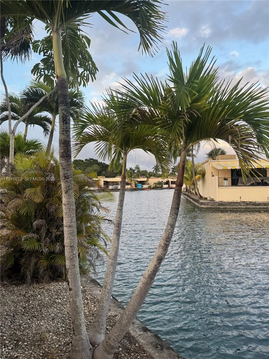 7000 Crown Gate Ct 7000, Miami Lakes, Florida 3301, Miami Lakes, Florida 33014, 2 Bedrooms Bedrooms, ,2 BathroomsBathrooms,Residential Lease,For Rent,7000 Crown Gate Ct 7000, Miami Lakes, Florida 3301,A11915673