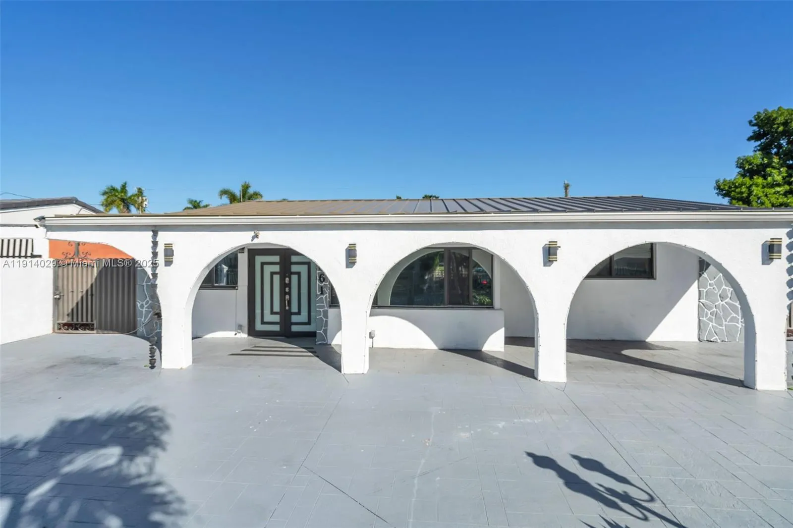 1861 Sw 19th St, Miami, Florida 33145, Miami, Florida 33145, 4 Bedrooms Bedrooms, ,2 BathroomsBathrooms,Residential,For Sale,1861 Sw 19th St, Miami, Florida 33145,A11914029